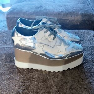 Stella M. Inspired Shiny Silver Star Platform Sneakers | NEVER WORN (no box)🔥